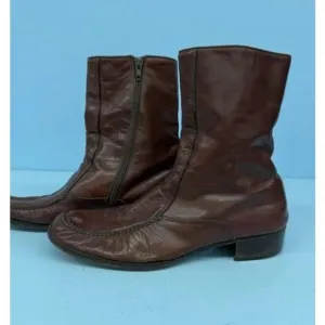 The Baron Collection Boots Made in Spain Men’s Red/Brown Size 10B Chukka Boots