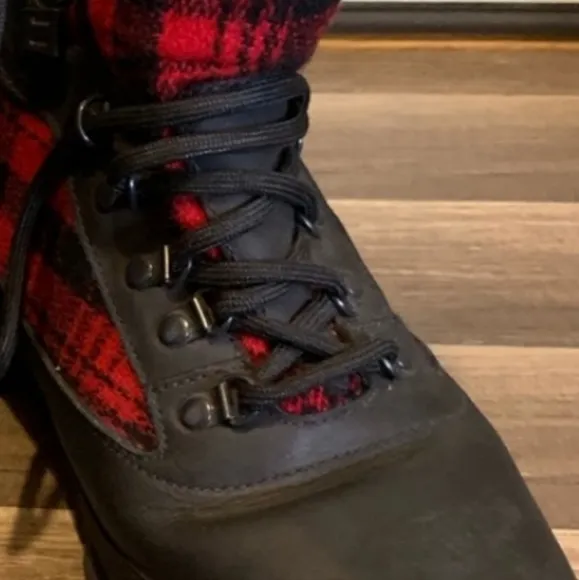 Timberland/Woorich vintage boots gently used