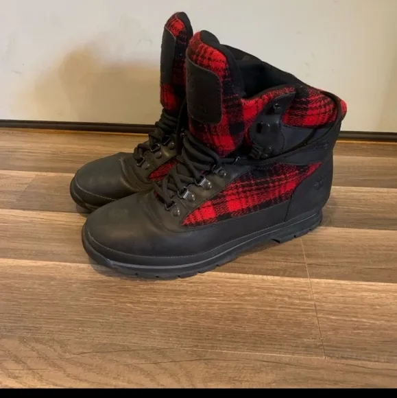 Timberland/Woorich vintage boots gently used