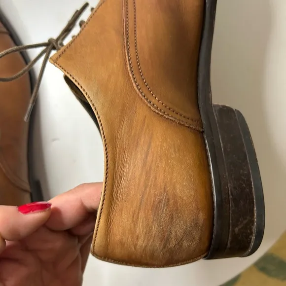 To Boot New York Adam Derrick brown leather cap toe dress shoes. Italy. Size 12