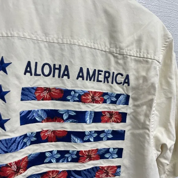 Tommy Bahama Silk Aloha America Embroidered Short Sleeve Shirt Large