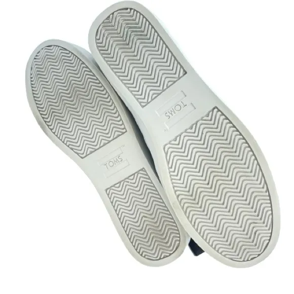 TOMS Bryce Slip On Sneakers | Gray Suede | Mid-Top Shoes Booties W 8