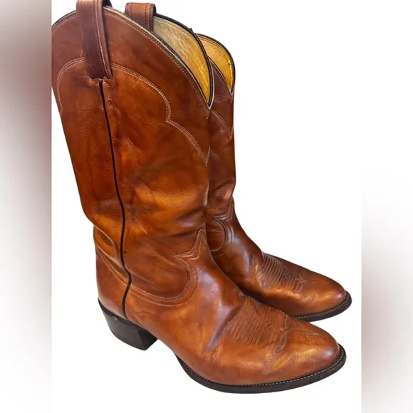 Tony Lama Cowboy Boots Men's Size 10.5EEE Vintage Style 5084 El Paso TX Western