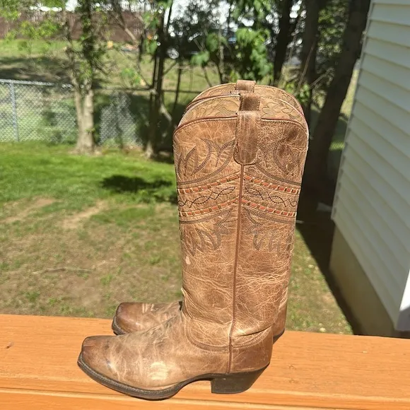 Tony Lama Oak Vaquero VF 3043 Cowboy Tooled Boots