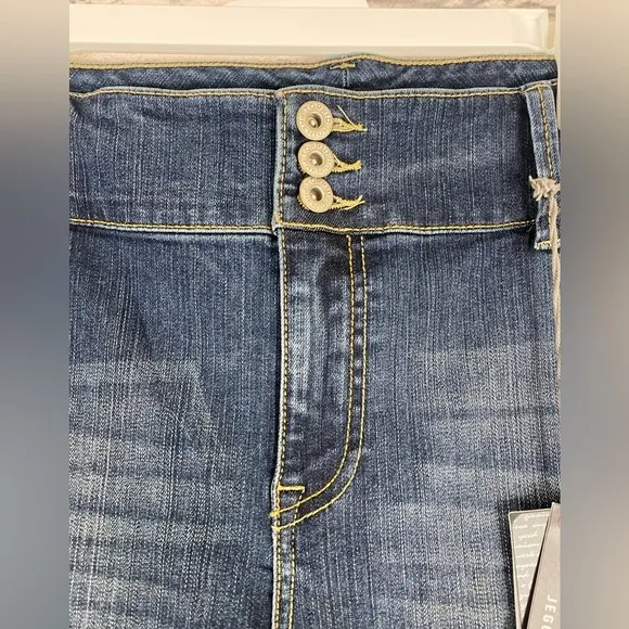 Torrid Denim Skinny High Waisted Jeggings size 24