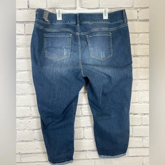 Torrid Denim Skinny High Waisted Jeggings size 24