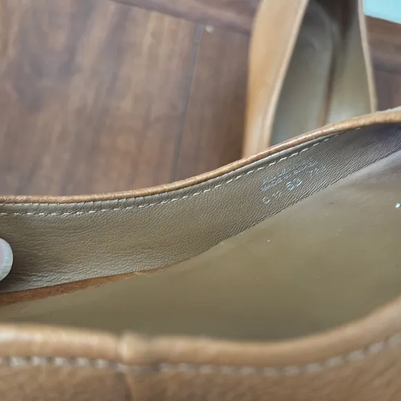 Tory Burch Annalise wedge heel Tan with rounded toe minimalist design 7 M