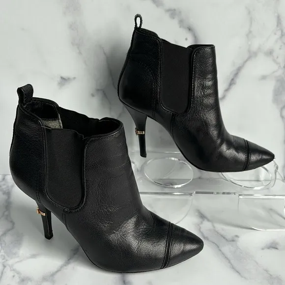 Tory Burch Bernice Black Leather Pointed Toe Ankle Boots Size 7.5M