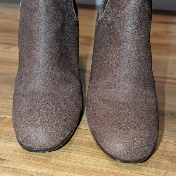 Tory Burch Leather Chelsea Boot Mocha Brown Heel Booties Women's 7 Western Boho