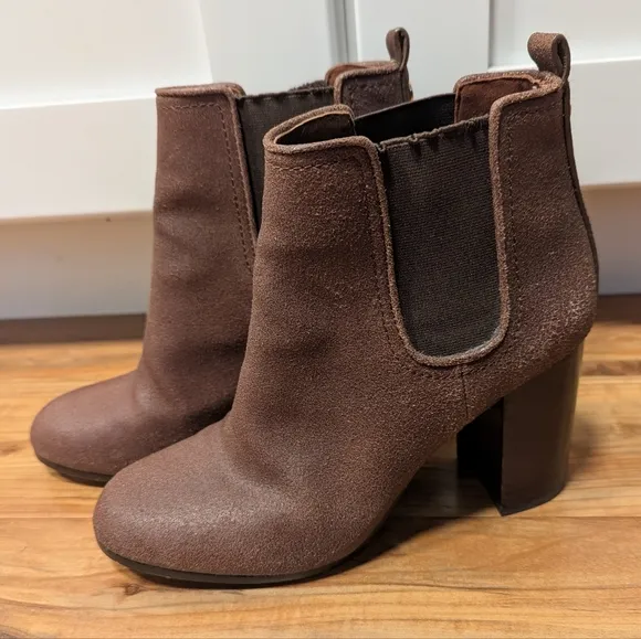 Tory Burch Leather Chelsea Boot Mocha Brown Heel Booties Women's 7 Western Boho