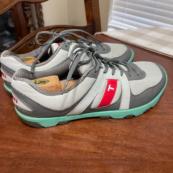 True Linkswear P1 Golf Shoes Spikeless Golfing