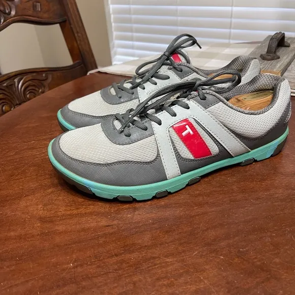 True Linkswear P1 Golf Shoes Spikeless Golfing