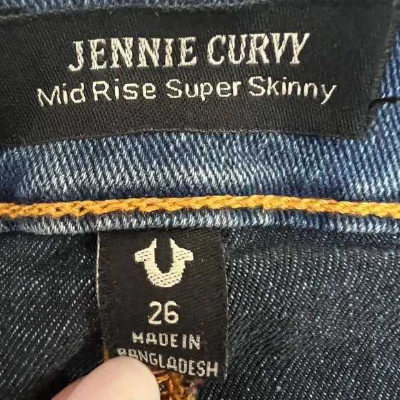 True Religion Women's Jeans Jennie Curvy Mid Rise Super Skinny Size 26 Raw Hem