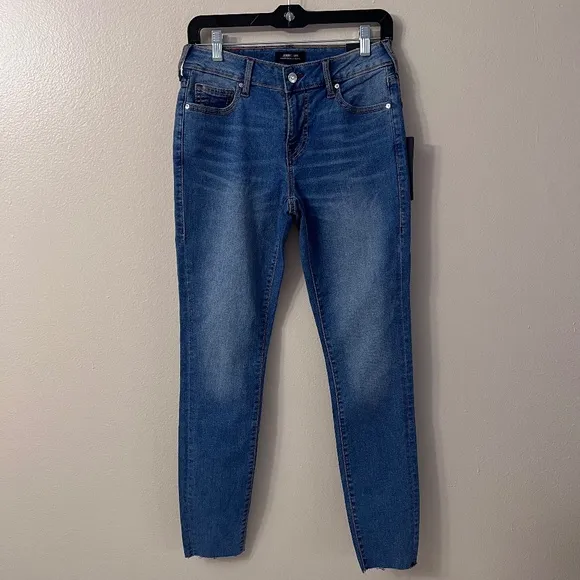 True Religion Women's Jeans Jennie Curvy Mid Rise Super Skinny Size 26 Raw Hem