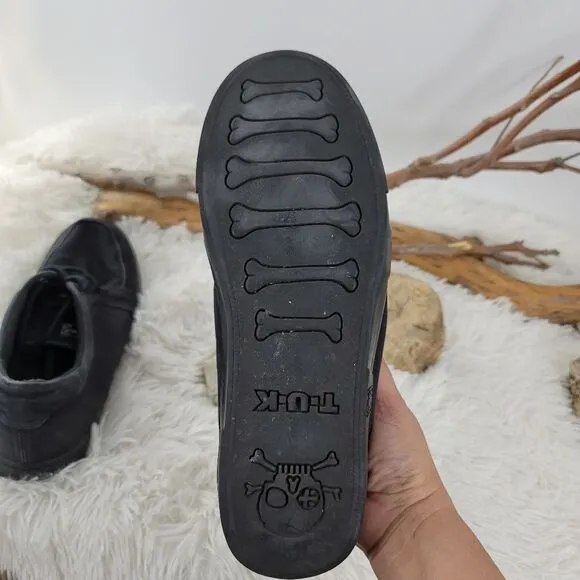 TUK canvas 90s retro shoes black
