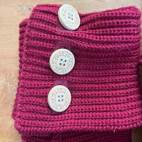 UGG Australia Knit Button Boots - Women’s Size 8 Burgundy Boho