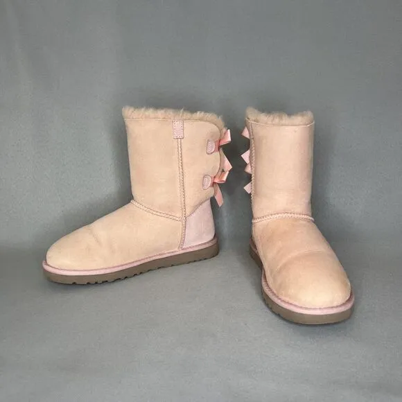 UGG Boots Bailey Bow Pink Suede Wool Coquette Rare Collectors Sz 5 Women Girls