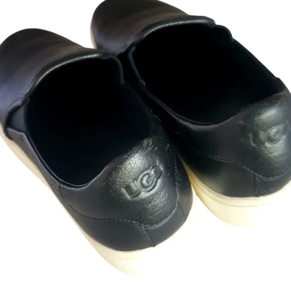 UGG Jass Black | White Leather Slip-On Comfort Shoes / Sneakers Women's Size 8