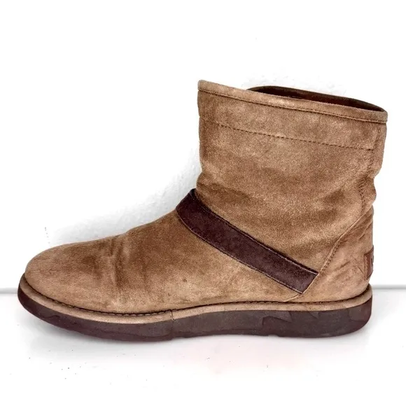 UGG Karisa Booties Ankle Boots with Buckle and Fringe Size 7