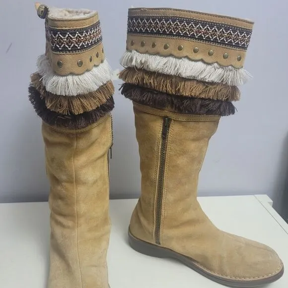 UGG 'Kiera' knee-high boots in tan suede size 8.5