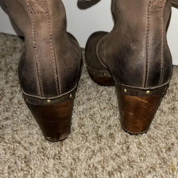 Ugg Lynnea Clog Ankle Boots sz 5 Shearling‎ Studded Wood Heel Two Tone Boho Gorp
