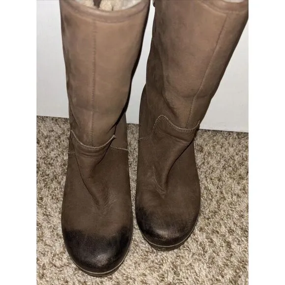 Ugg Lynnea Clog Ankle Boots sz 5 Shearling‎ Studded Wood Heel Two Tone Boho Gorp