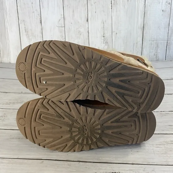 UGG Vintage Chestnut Airhart Boots