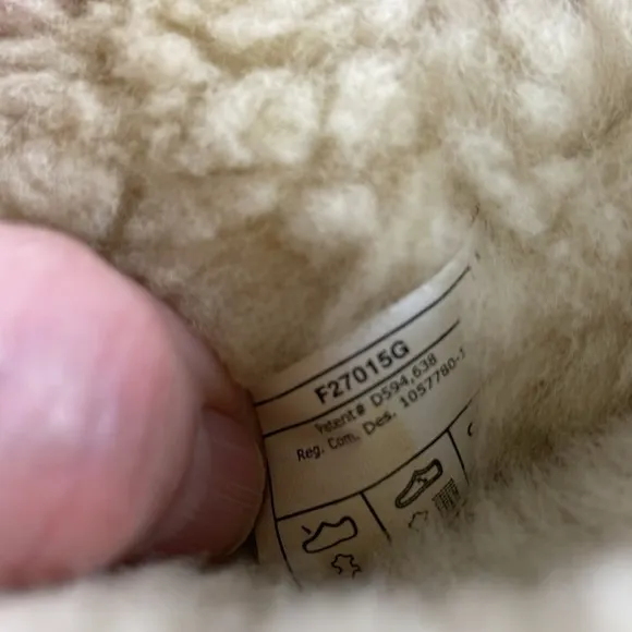 UGG Vintage Chestnut Airhart Boots