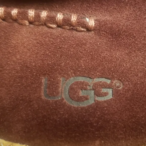 UGG Women's Reid Suede Ankle Boots - Burgundy, Size 7.5