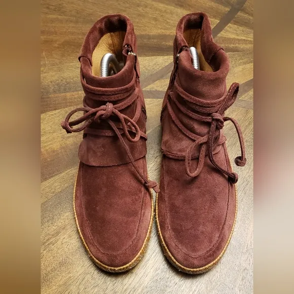 UGG Women's Reid Suede Ankle Boots - Burgundy, Size 7.5