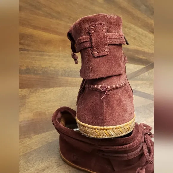 UGG Women's Reid Suede Ankle Boots - Burgundy, Size 7.5