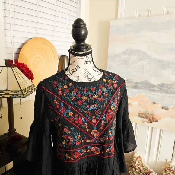 Umgee USA Rayon Blend Embroidered Babydoll Boho Dress. M fit