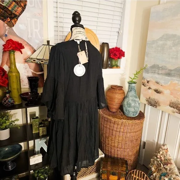Umgee USA Rayon Blend Embroidered Babydoll Boho Dress. M fit