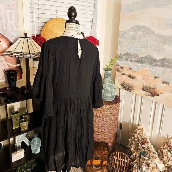 Umgee USA Rayon Blend Embroidered Babydoll Boho Dress. M fit