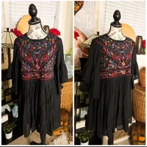 Umgee USA Rayon Blend Embroidered Babydoll Boho Dress. M fit