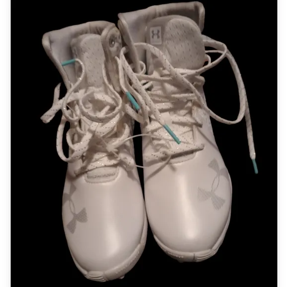 Under Armour Highlight Turf Lacrosse Shoe Women's