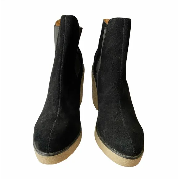 Urban Outfitters Posey Gumsole Classic Boots Boho Black Suede Upper Size 10M