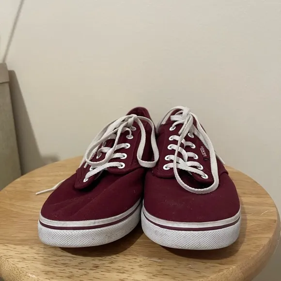 Vans Atwood Maroon Canvas Casual Sneakers Women’s 9