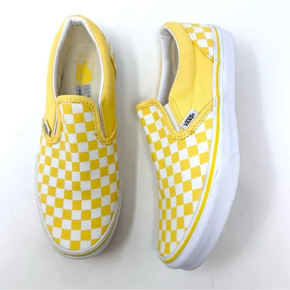 VANS Checkerboard Classic Slip-On Aspen Gold &amp; True White Sneaker