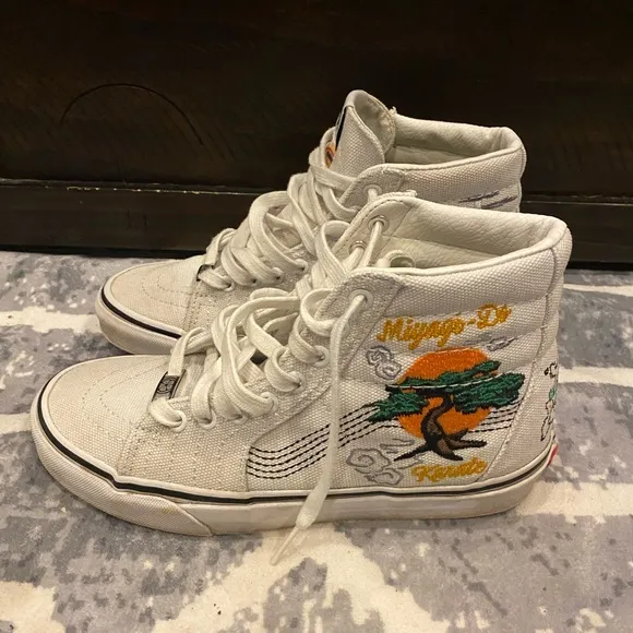 VANS COBRA KAI Sk8-Hi (True White/Multi) Skate Shoes Men’s Size‎ 6.5