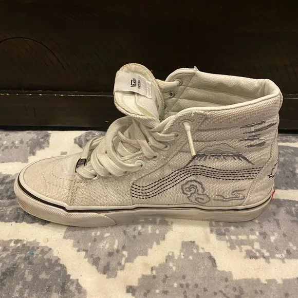 VANS COBRA KAI Sk8-Hi (True White/Multi) Skate Shoes Men’s Size‎ 6.5