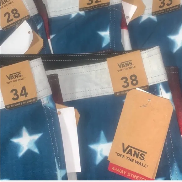 👦🏽VANS COLLECTORS💙EXCLUSIVE DUFFEL BAG CHECKER ON BOTH SIDES UNISEX BRAND NEW