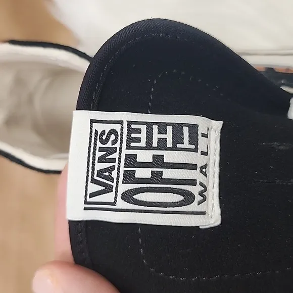 Vans Hi top 10.5 women sk8-hi 38 decons
