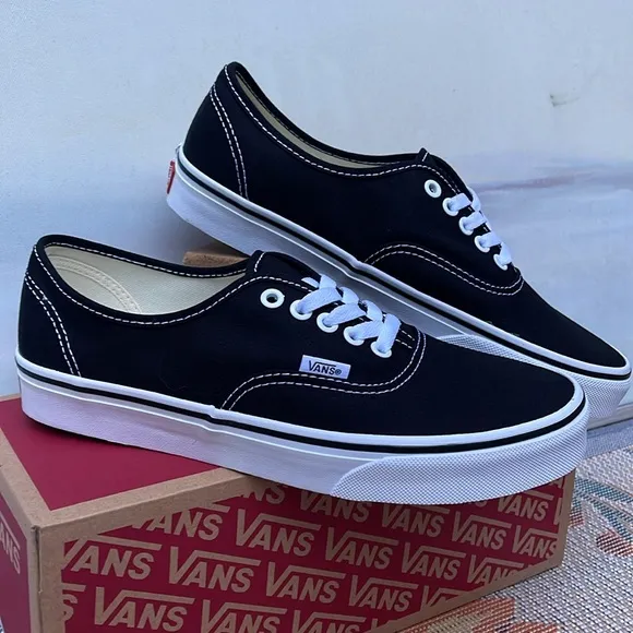 Vans Men’s Authentic BlackVN000EE3BLK Sneakers