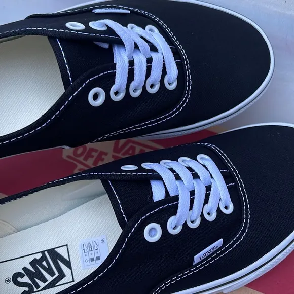 Vans Men’s Authentic BlackVN000EE3BLK Sneakers
