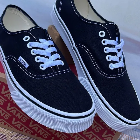 Vans Men’s Authentic BlackVN000EE3BLK Sneakers