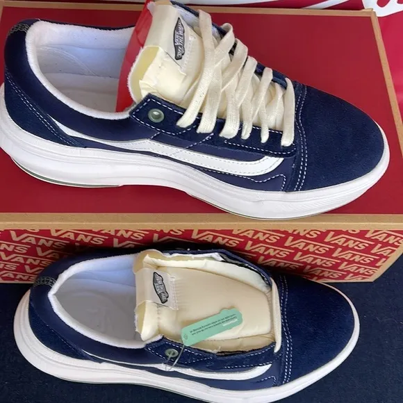 Vans Men’s Old Skool OverPop Color Dress BluesVNOA7Q5ELKZplatforms - sneakers