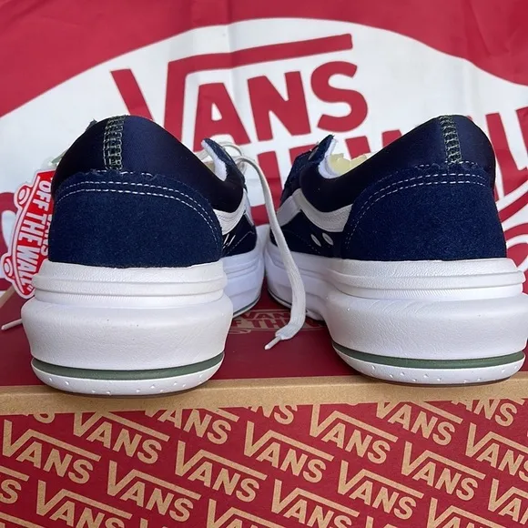 Vans Men’s Old Skool OverPop Color Dress BluesVNOA7Q5ELKZplatforms - sneakers