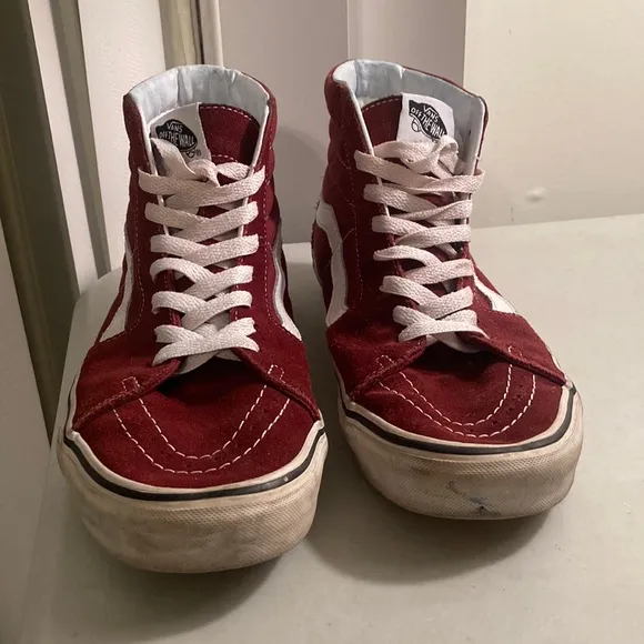Vans off the Wall Skateboard Red Suede Leather Hitop Sneakers Men 9 Women 10.5