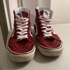 Vans off the Wall Skateboard Red Suede Leather Hitop Sneakers Men 9 Women 10.5